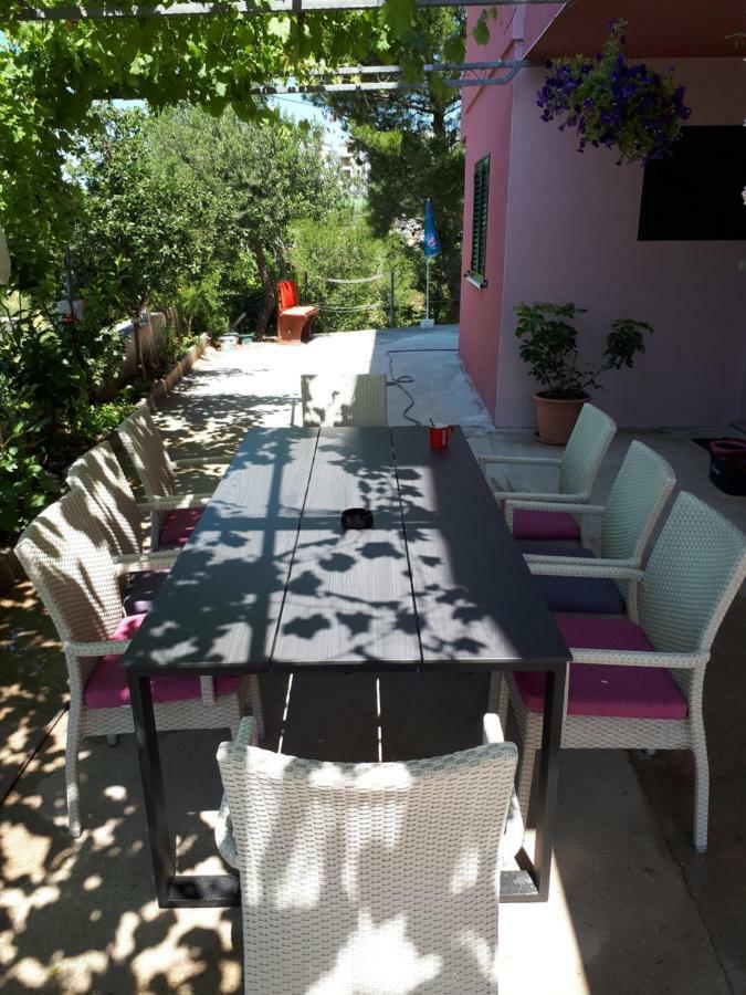 Roso Apartment