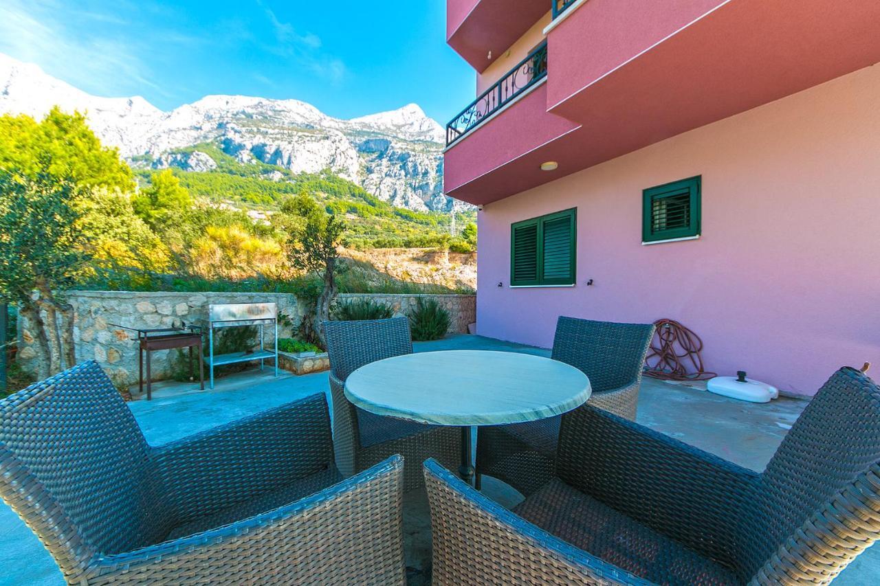 Roso Apartment
