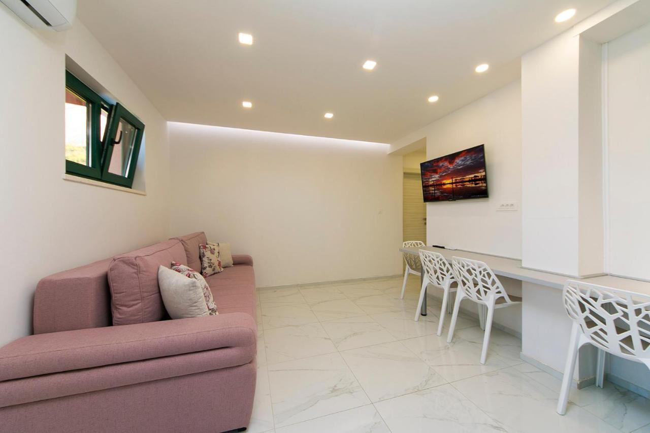 Apartment Roso Makarska